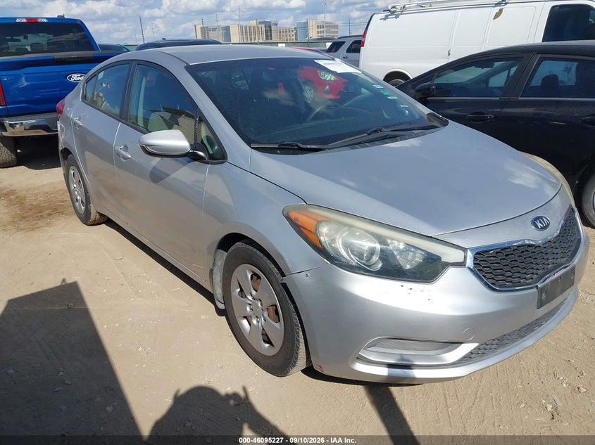 2015 KIA FORTE LX | KNAFK4A6XF5261546 | UPCARS