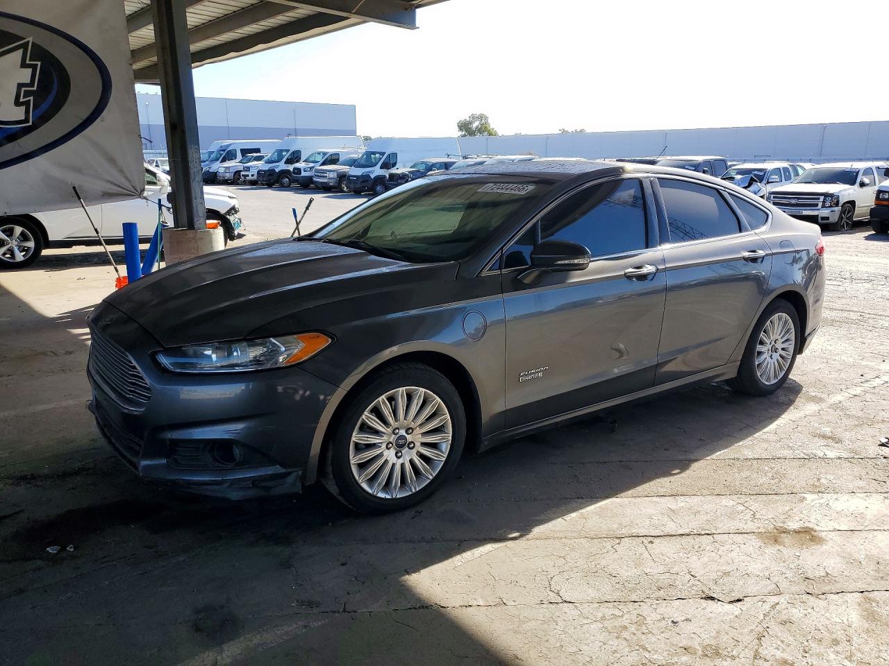 2015 FORD FUSION SE PHEV | 3FA6P0PU4FR280485 | UPCARS