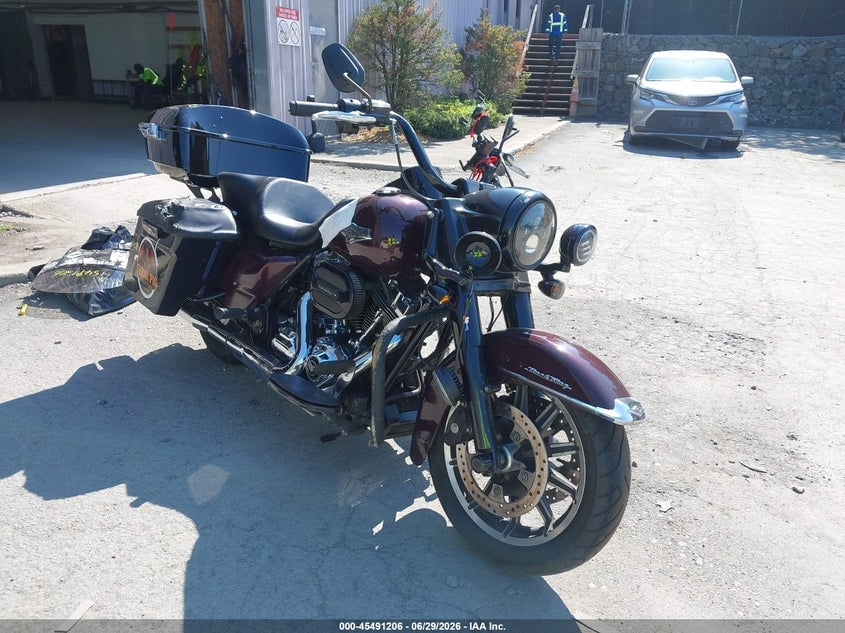 2016 HARLEY-DAVIDSON FLH ROAD KING | 1HD1FBM14GB620011 | UPCARS