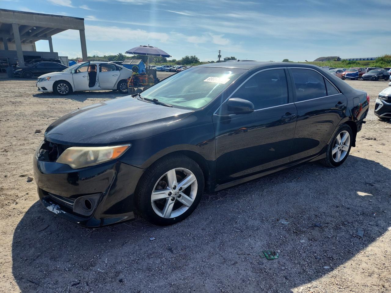 2014 TOYOTA CAMRY SE | 4T1BF1FK7EU373389 | UPCARS