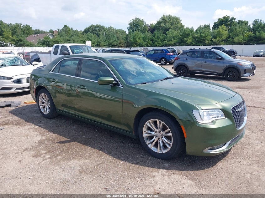 2018 CHRYSLER 300 TOURING L | 2C3CCAAG1JH253626 | UPCARS