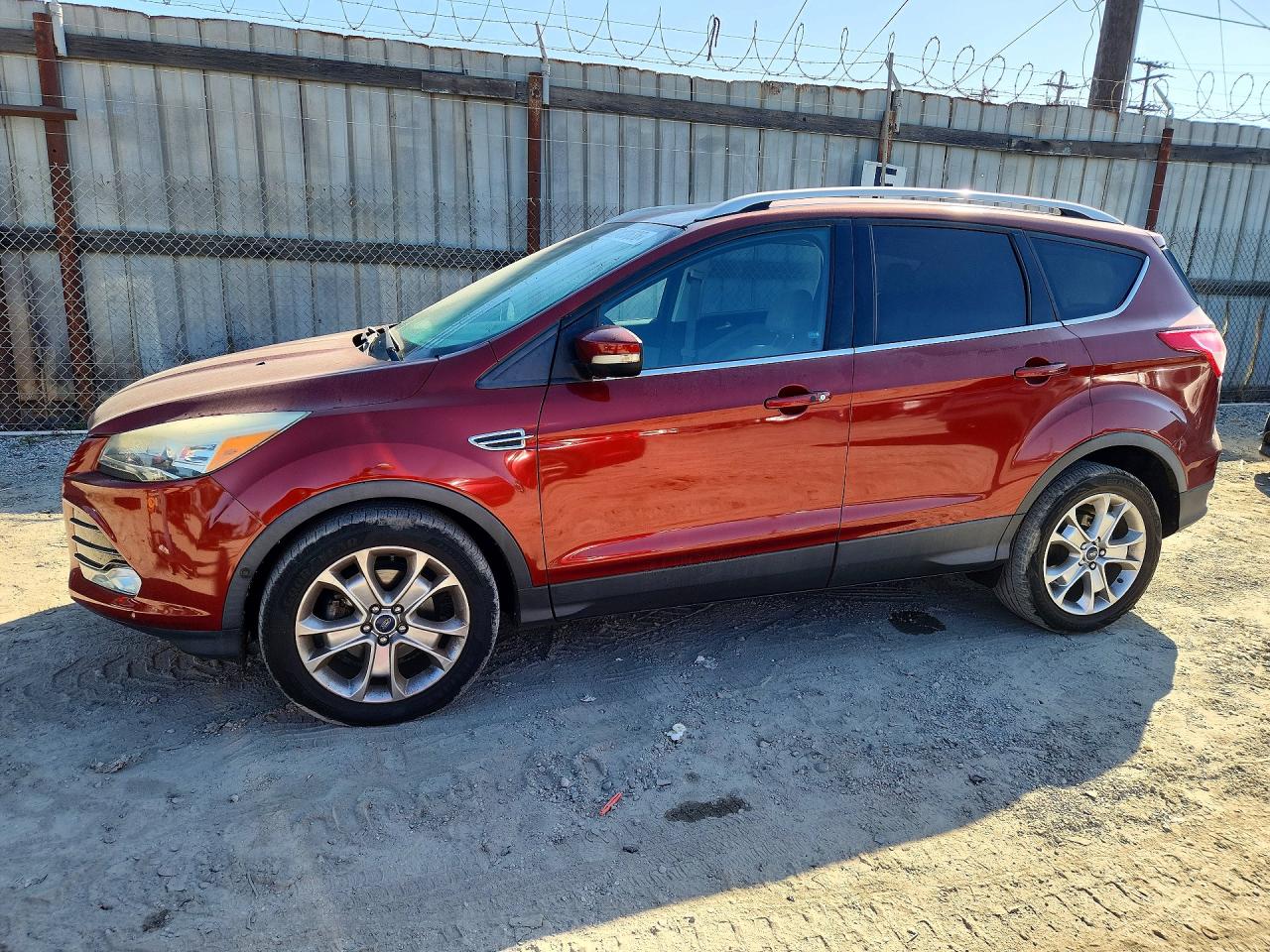 2015 FORD ESCAPE TITANIUM | 1FMCU0JX7FUB19867 | UPCARS