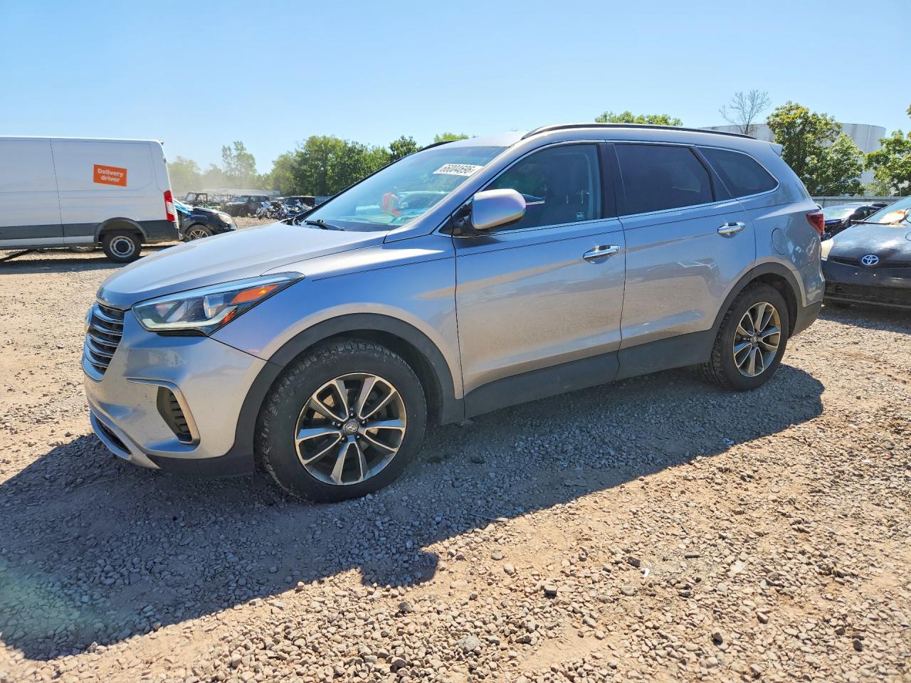 2017 HYUNDAI SANTA FE SE | KM8SMDHF4HU244084 | UPCARS