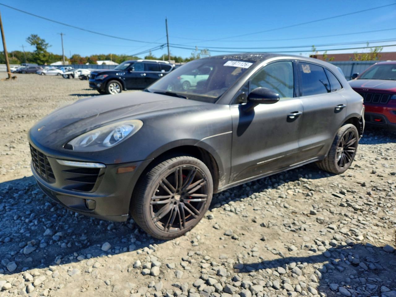 2015 PORSCHE MACAN S | WP1AB2A55FLB60496 | UPCARS