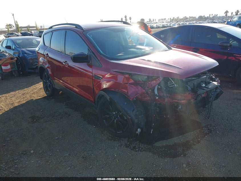 2017 FORD ESCAPE SE | 1FMCU0GD3HUD20388 | UPCARS