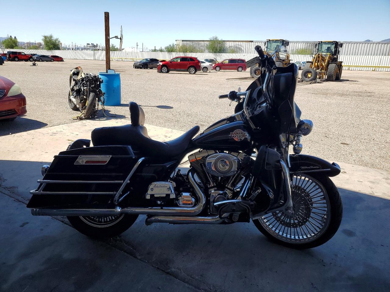 2007 HARLEY-DAVIDSON FL | 1HD1FC4137Y640432 | UPCARS