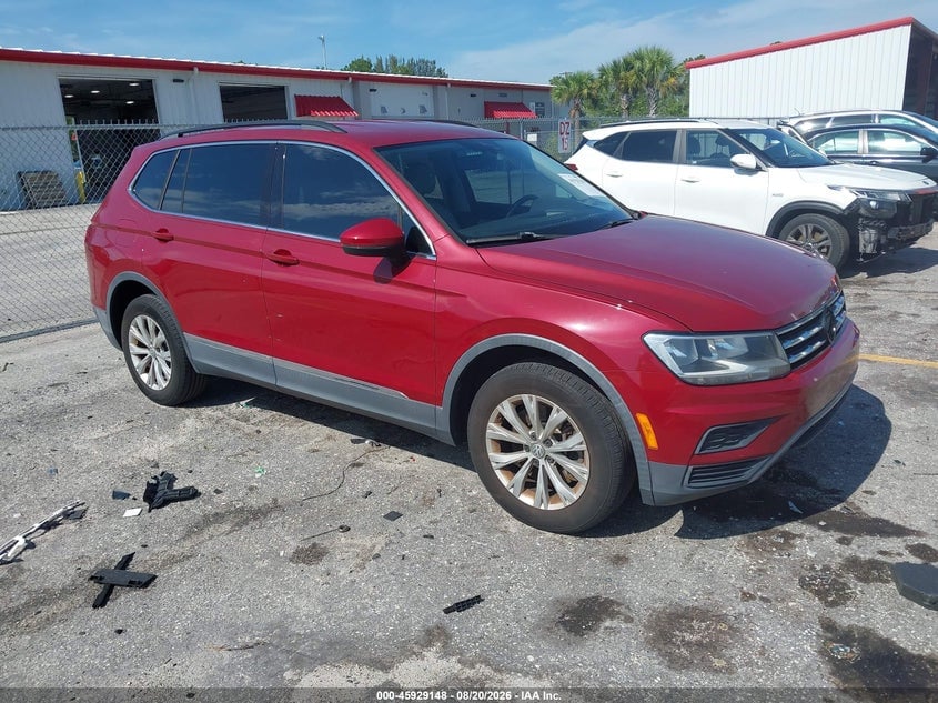 2018 VOLKSWAGEN TIGUAN 2.0T SE/2.0T SEL | 3VV3B7AX3JM183440 | UPCARS