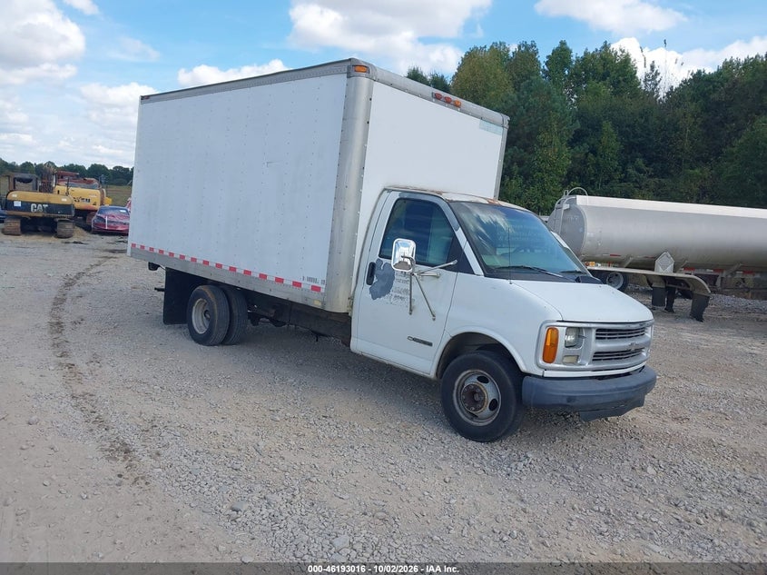 2000 CHEVROLET EXPRESS COMM CUTAWAY | 1GBHG31R6Y1207368 | UPCARS