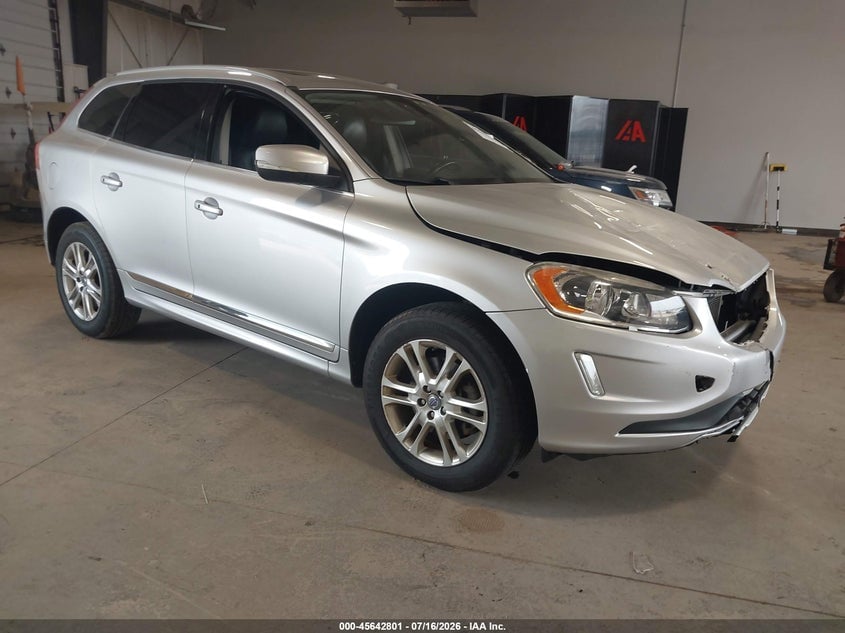 2015 VOLVO XC60 T5 PREMIER | YV426MDB2F2589430 | UPCARS
