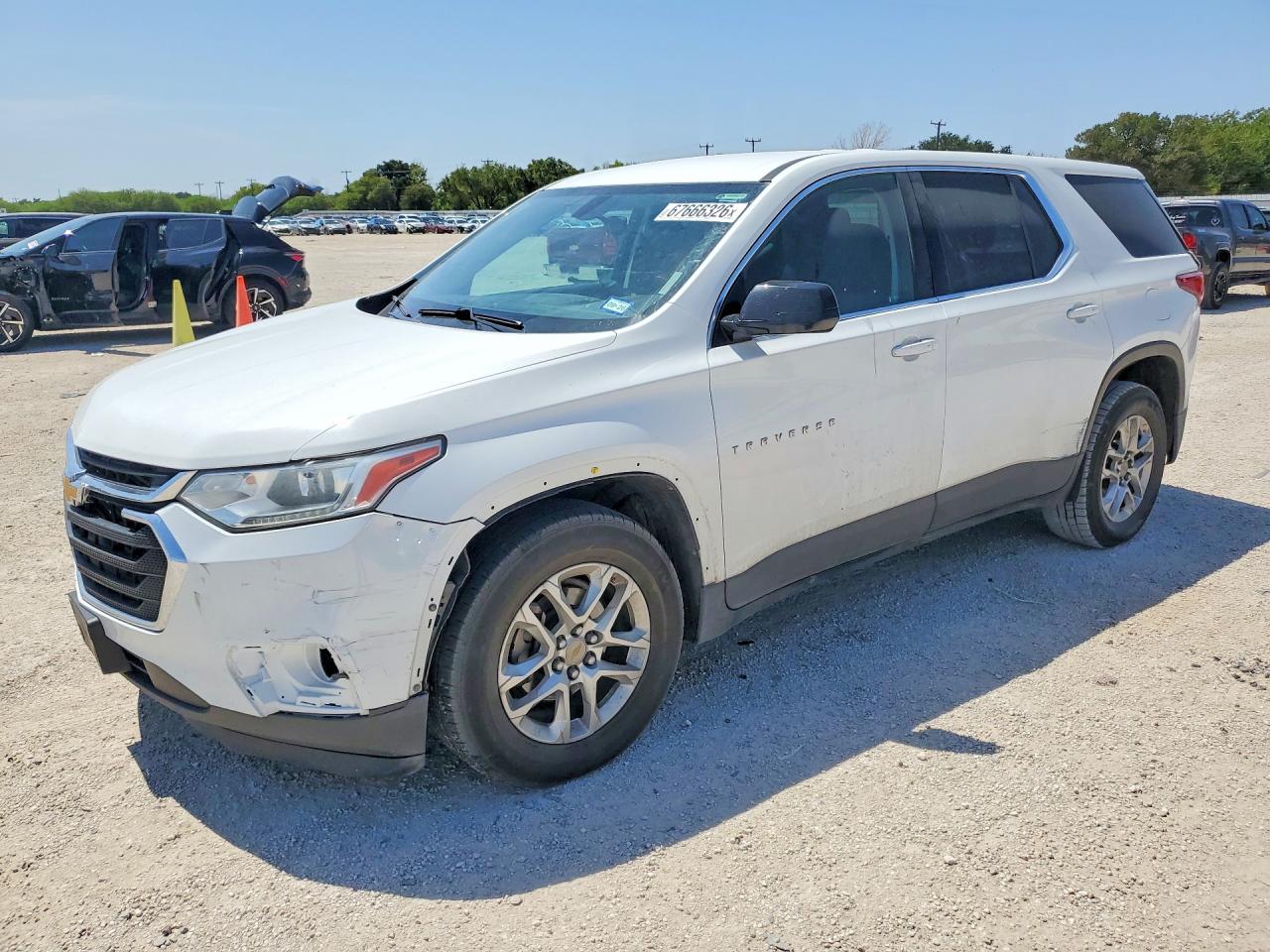 2018 CHEVROLET TRAVERSE LS | 1GNEVFKW2JJ113785 | UPCARS
