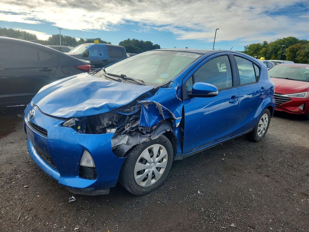 2014 TOYOTA PRIUS TWO | JTDKDTB31E1571858 | UPCARS