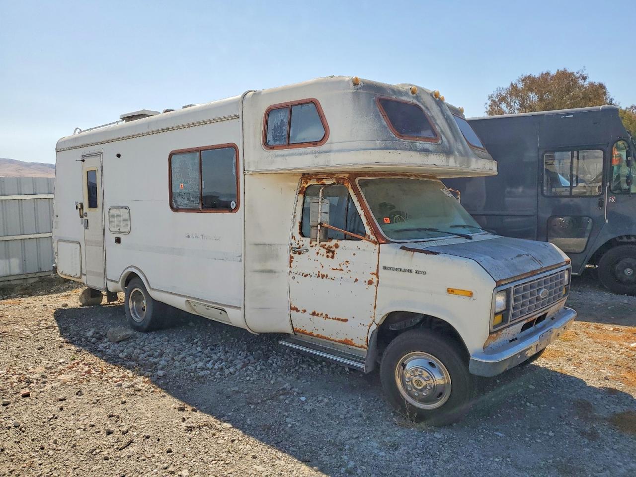 1985 FORD E350 RV | 1FDKE30L9FHA13678 | UPCARS