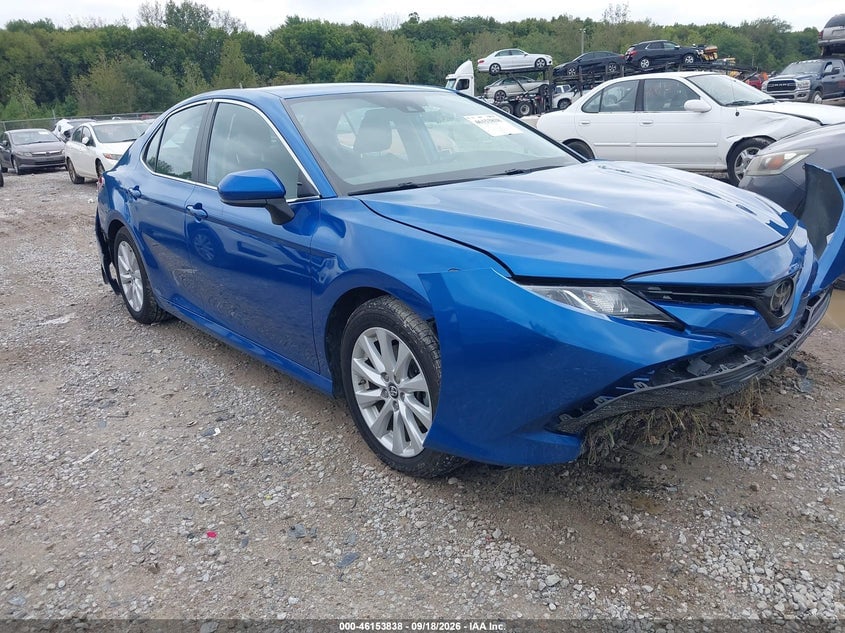 2019 TOYOTA CAMRY LE | 4T1B11HK1KU282724 | UPCARS