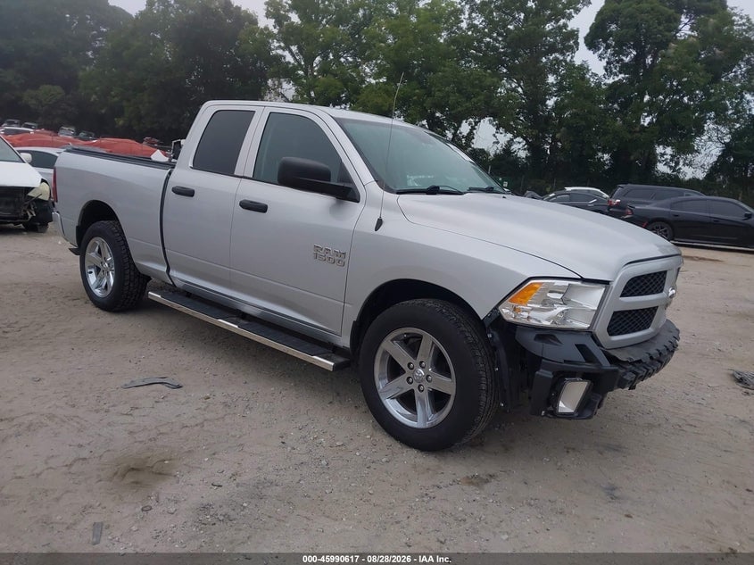 2018 RAM 1500 EXPRESS  4X4 6'4 BOX | 1C6RR7FG9JS126574 | UPCARS