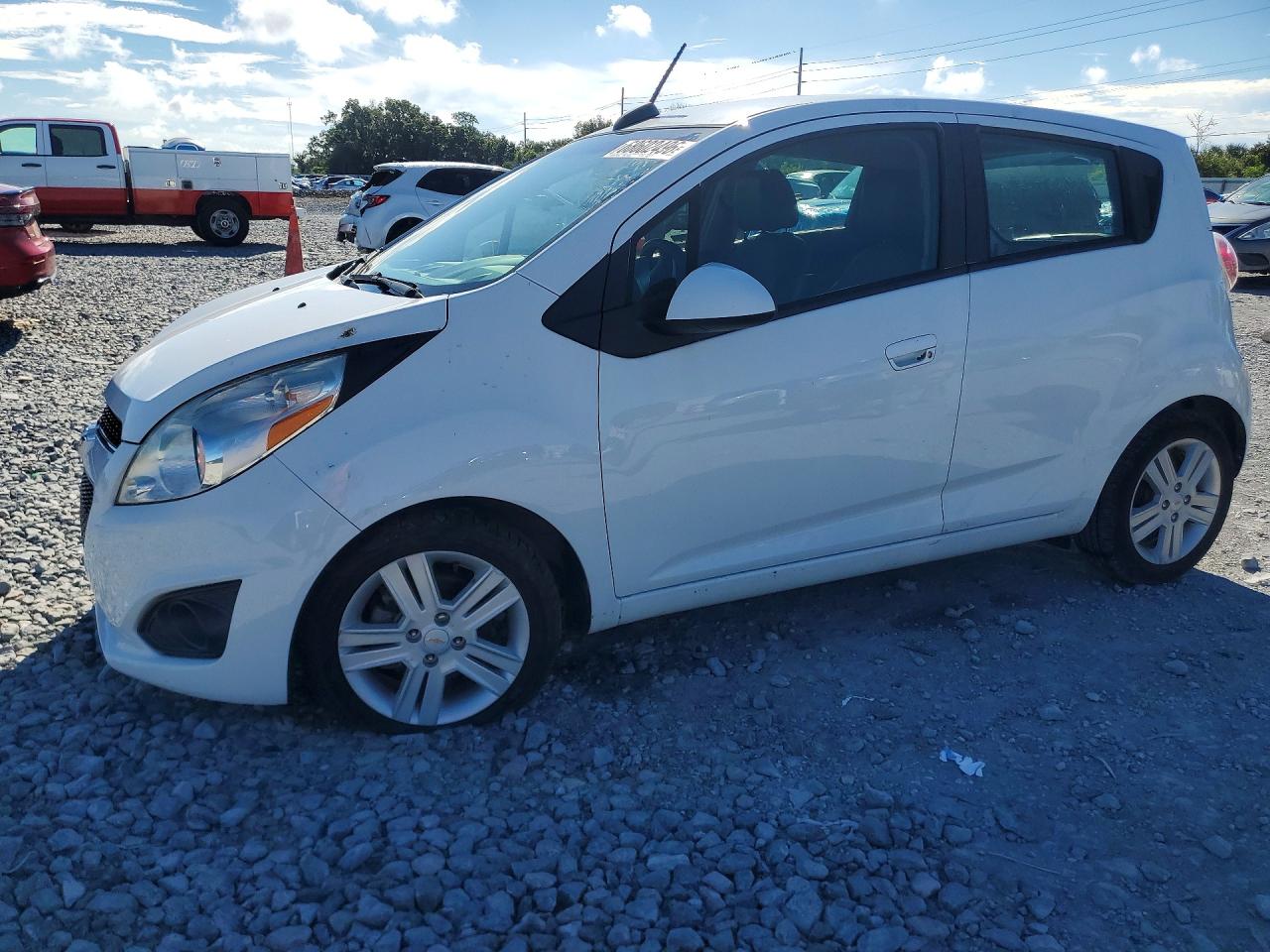 2015 CHEVROLET SPARK LS | KL8CB6S97FC797126 | UPCARS