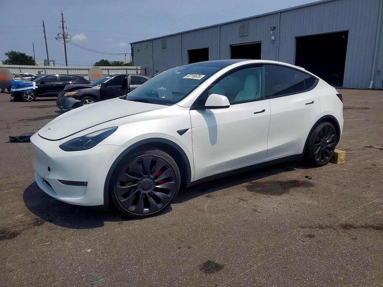 2023 TESLA MODEL Y | 7SAYGDEF1PF833050 | UPCARS