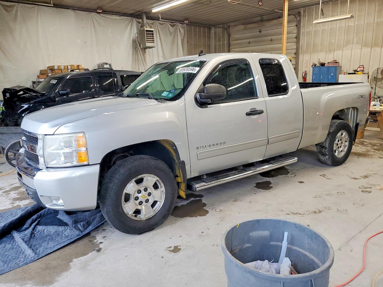 2011 CHEVROLET SILVERADO K1500 LT | 1GCRKSE35BZ223522 | UPCARS