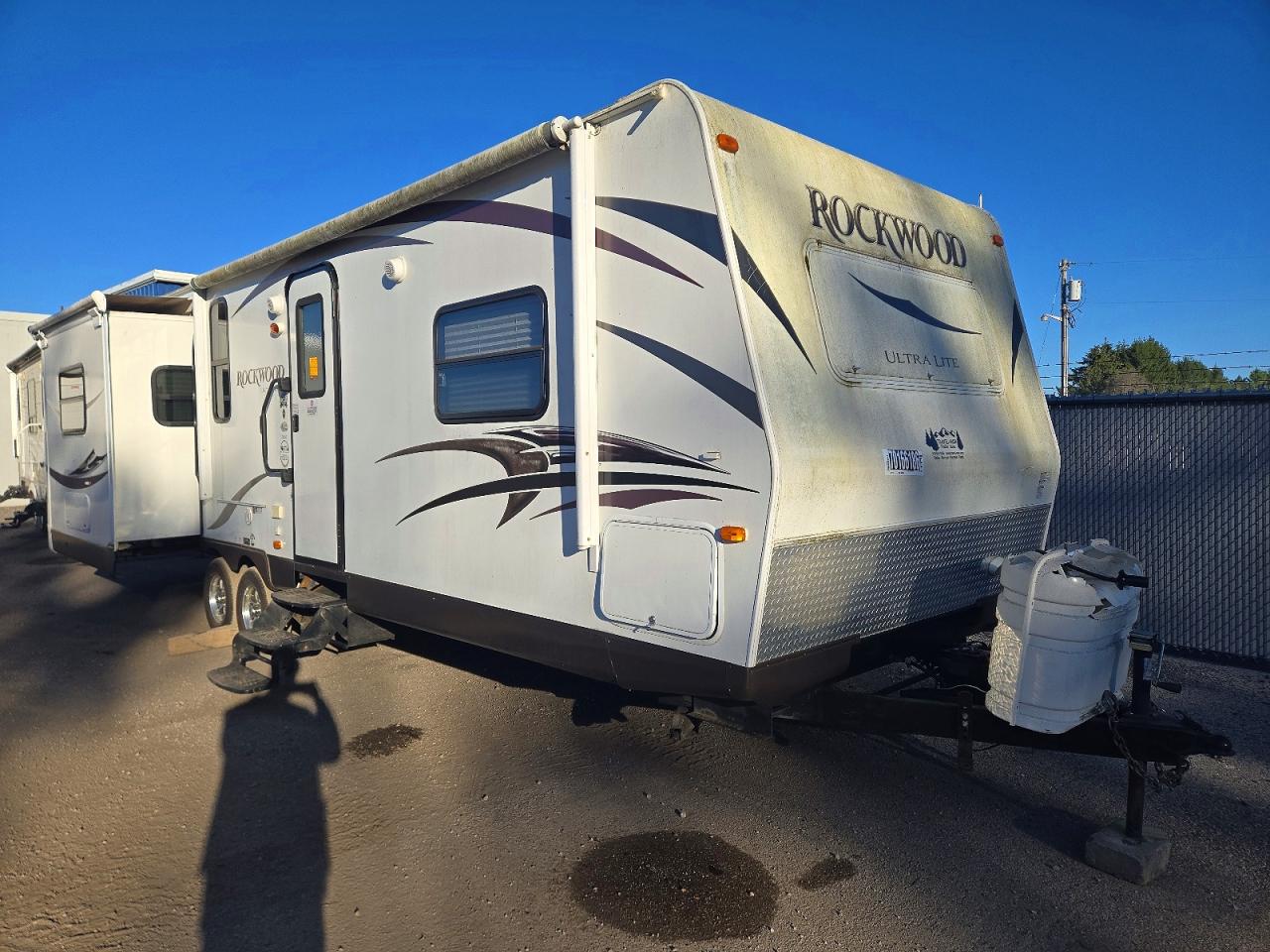 2015 FORESRIVER ROCKWOOD FOREST RIVER  CAMPER | 4X4TRLC27FZ134777 | UPCARS