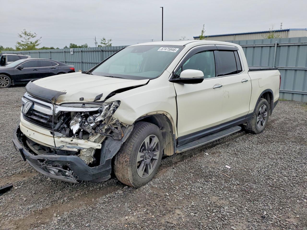 2017 HONDA RIDGELINE RTL | 5FPYK3F77HB503709 | UPCARS