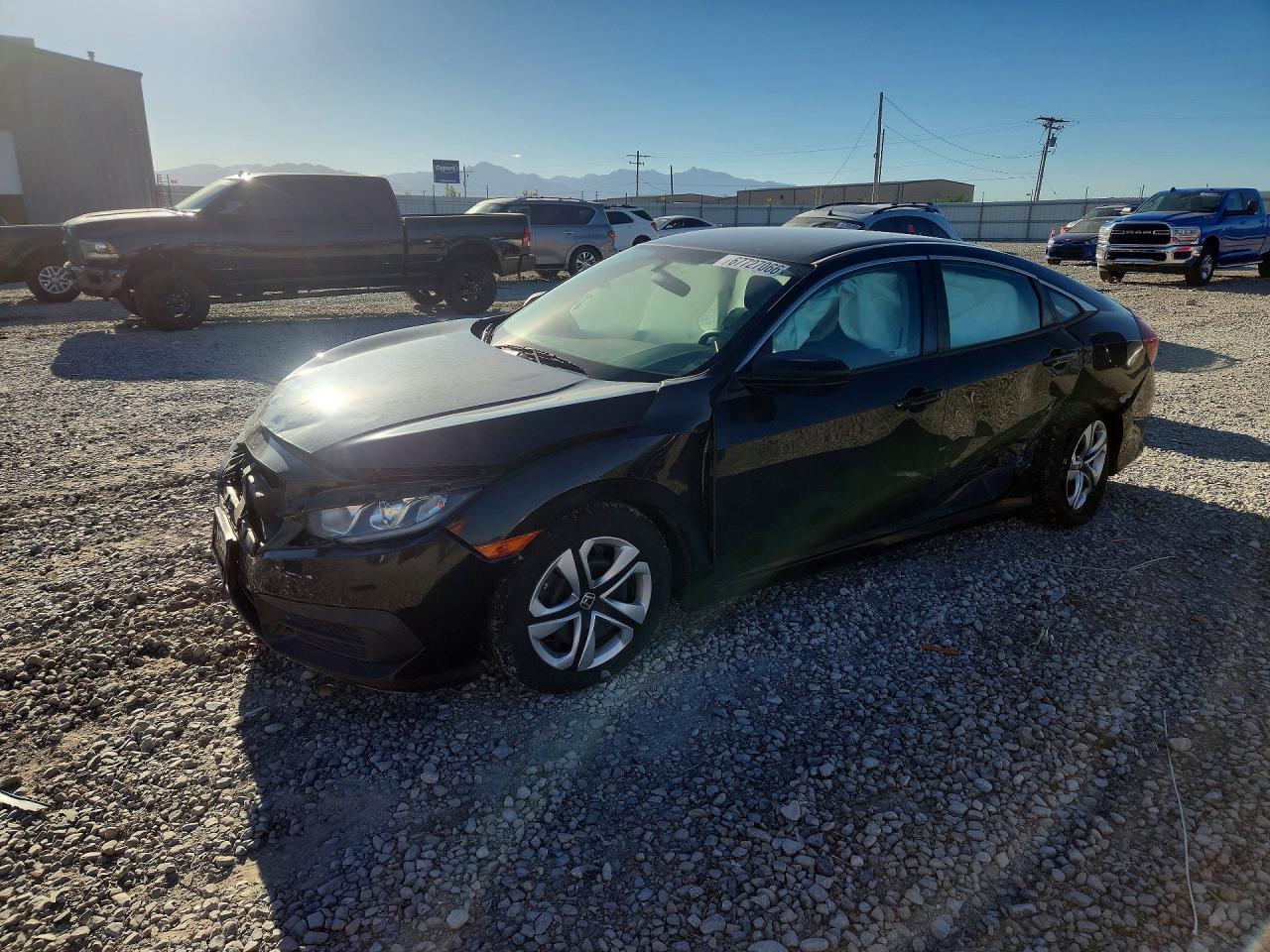 2018 HONDA CIVIC LX | 2HGFC2F5XJH572806 | UPCARS