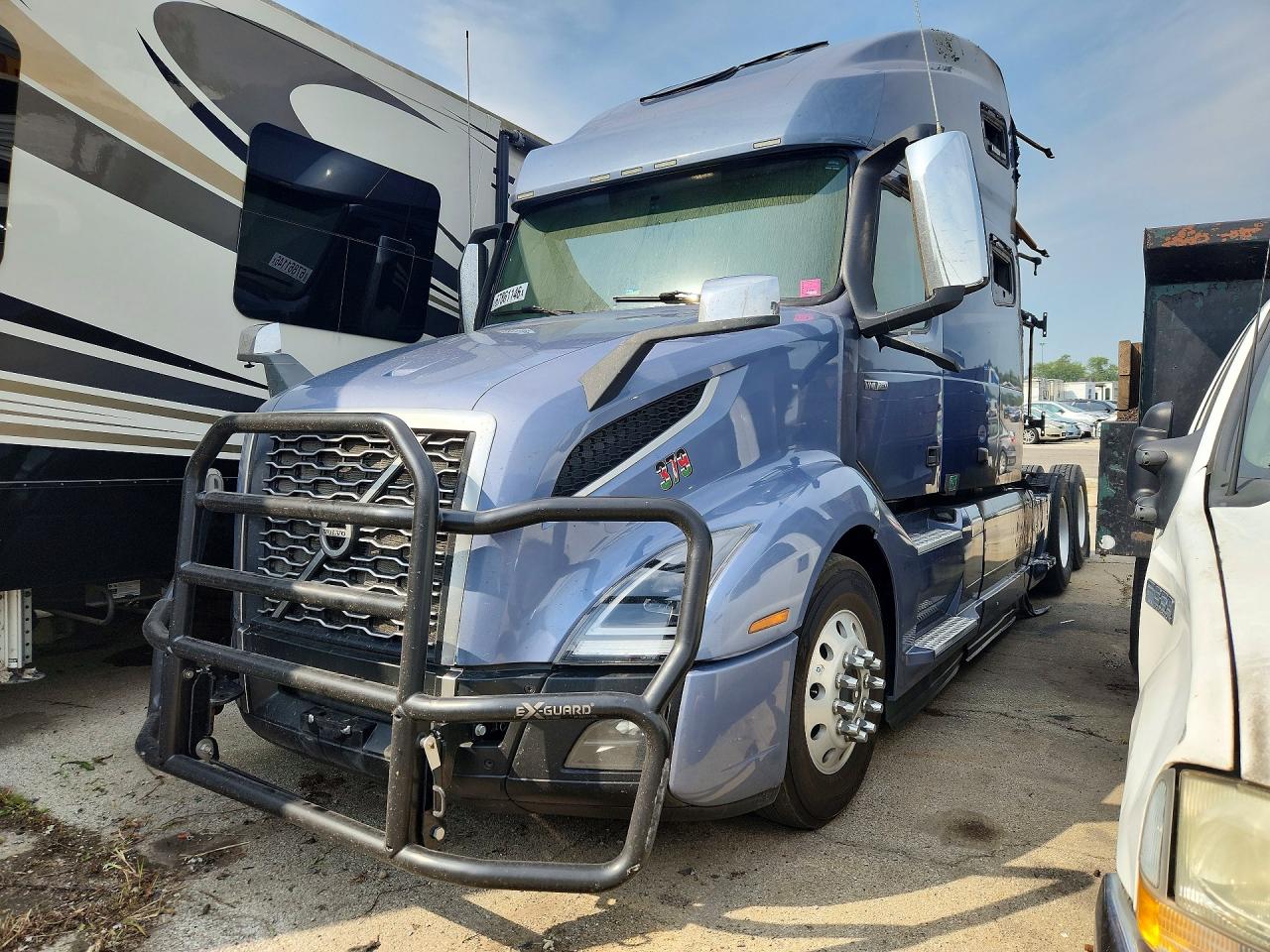 2019 VOLVO VNL SEMI TRUCK | 4V4NC9EH1KN873444 | UPCARS
