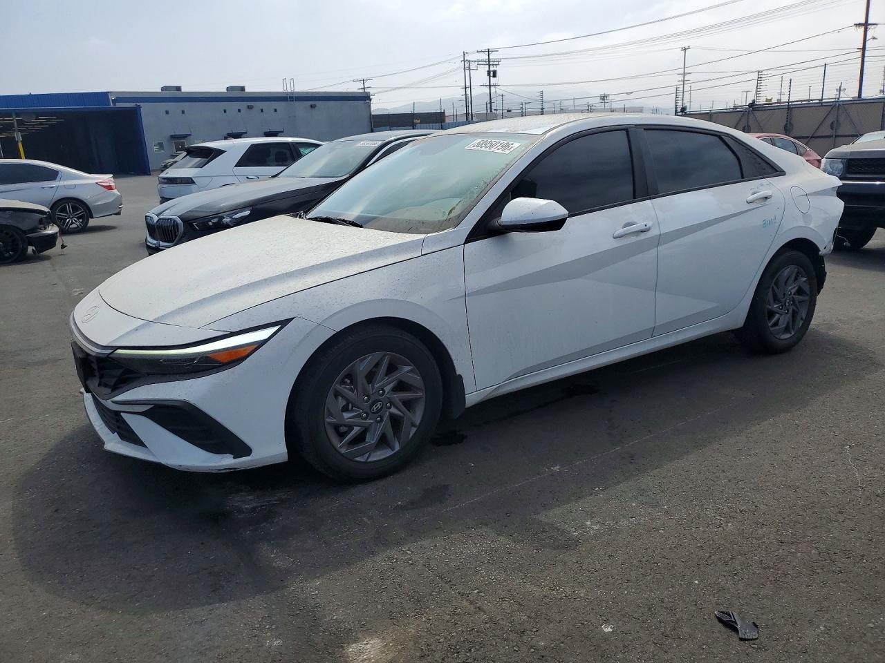 2024 HYUNDAI ELANTRA BLUE | KMHLM4DJ1RU115980 | UPCARS