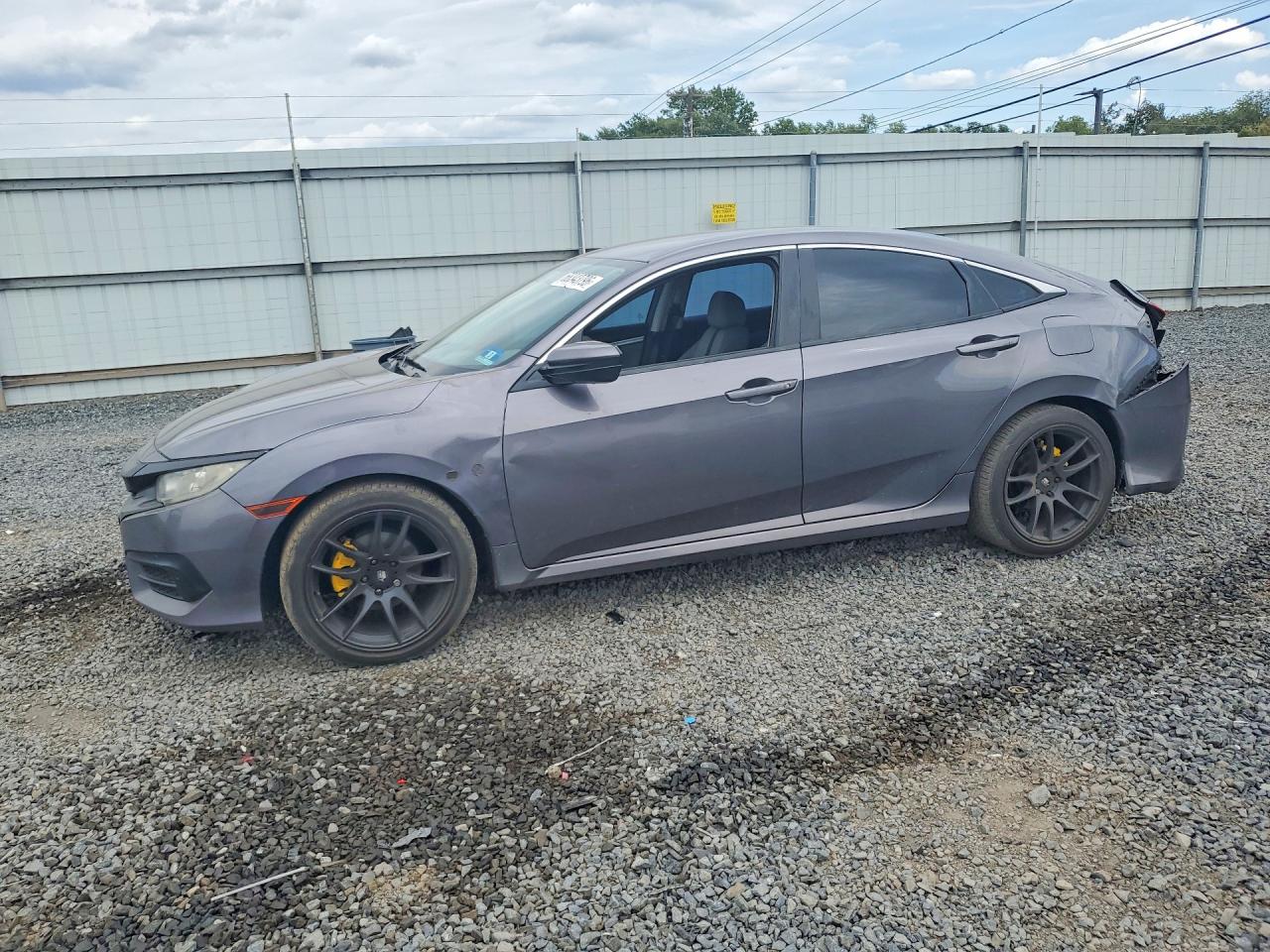 2016 HONDA CIVIC LX | 19XFC2F51GE222161 | UPCARS