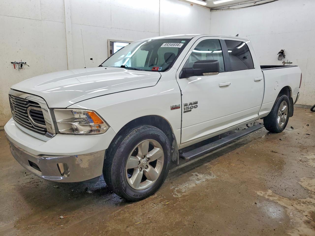 2019 RAM 1500 SLT | 1C6RR7TT0KS645788 | UPCARS