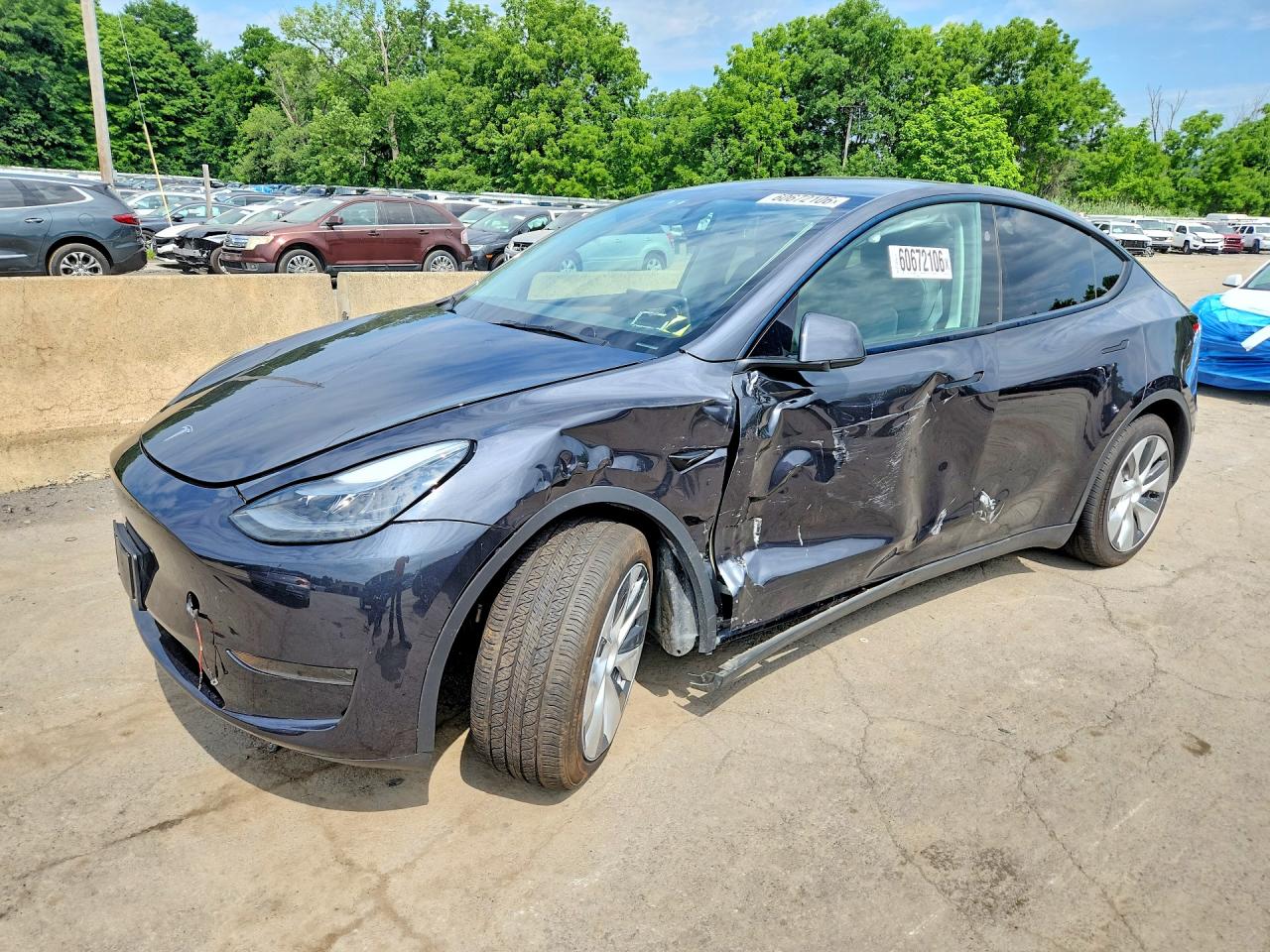 2024 TESLA MODEL Y | 7SAYGDED4RF027866 | UPCARS