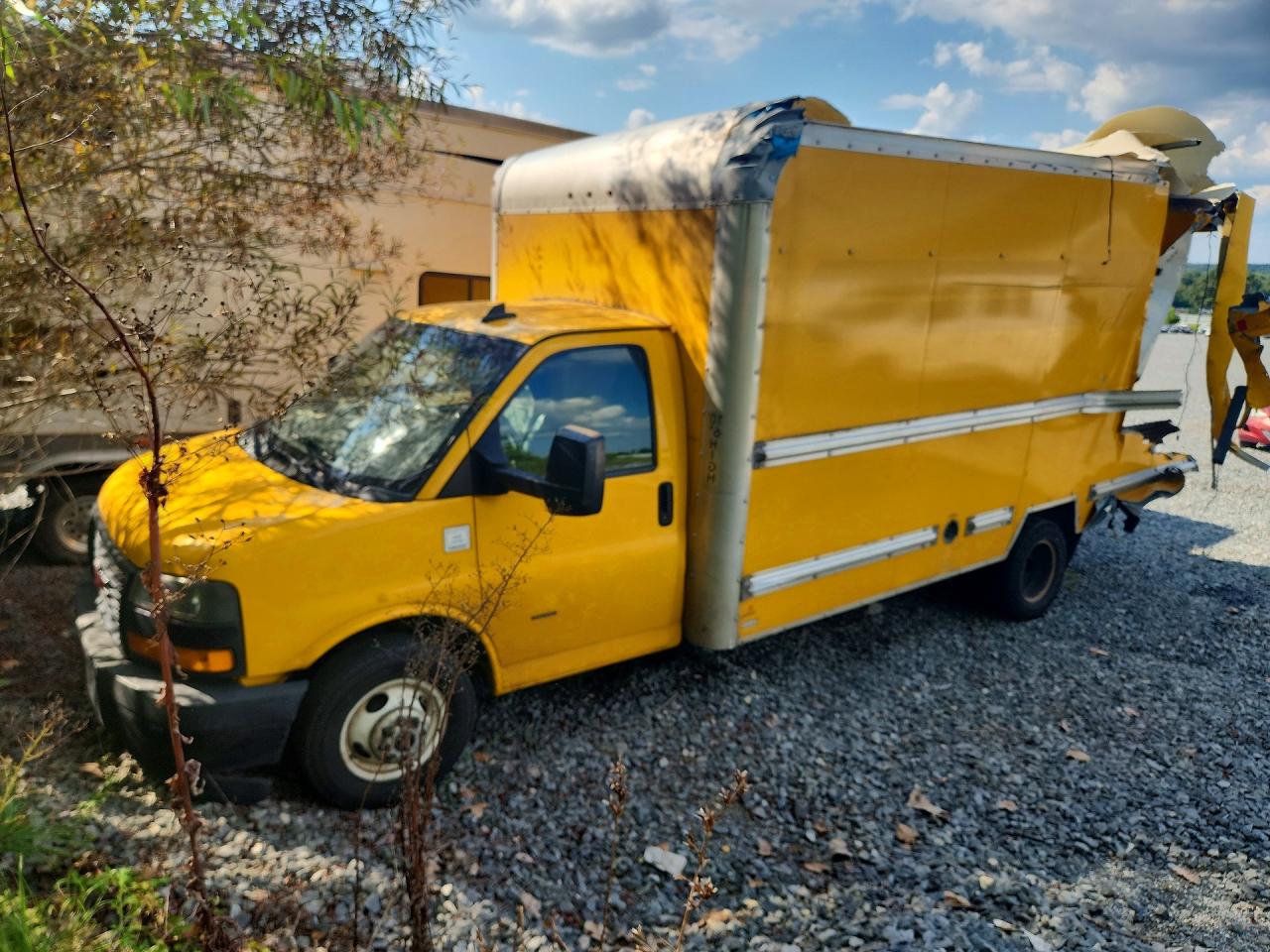2018 GMC SAVANA CUTAWAY G3500 | 7GZ37TCG0JN901878 | UPCARS