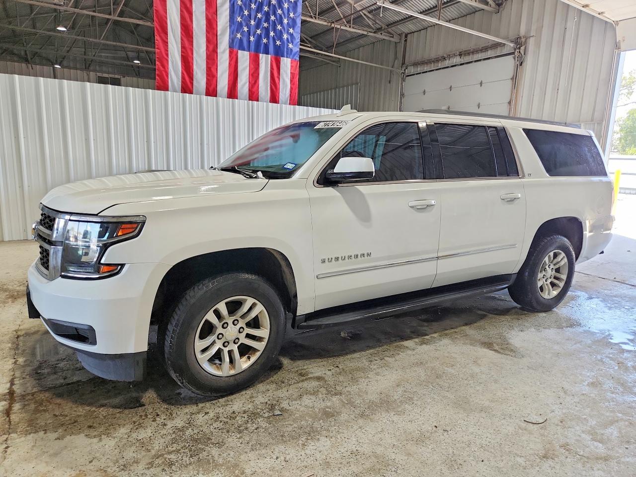 2017 CHEVROLET SUBURBAN C1500 LT | 1GNSCHKC3HR323611 | UPCARS