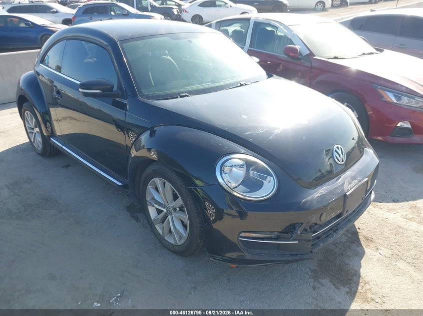 2013 VOLKSWAGEN BEETLE 2.0L TDI | 3VWJL7AT9DM657182 | UPCARS