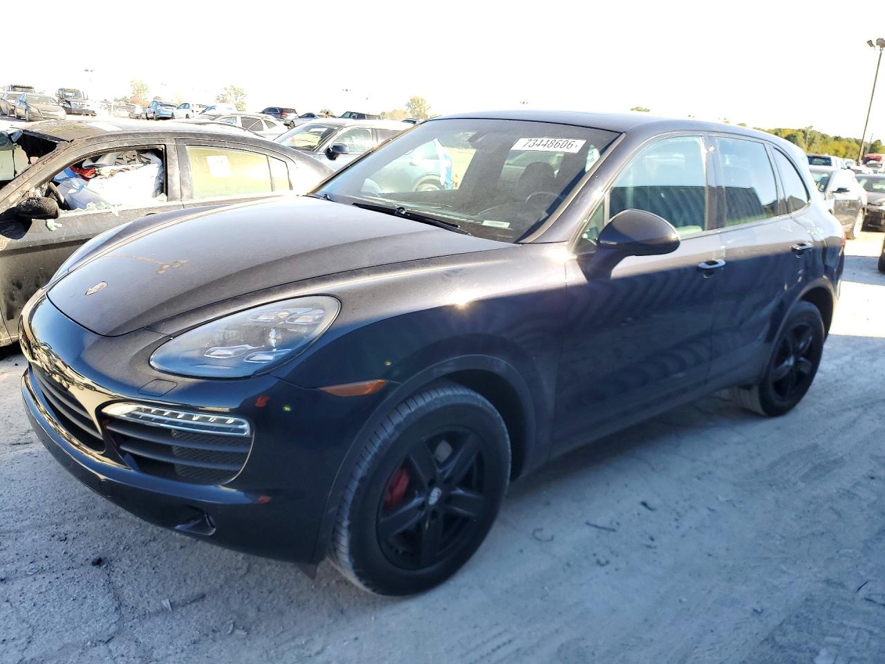 2011 PORSCHE CAYENNE S | WP1AB2A22BLA44639 | UPCARS