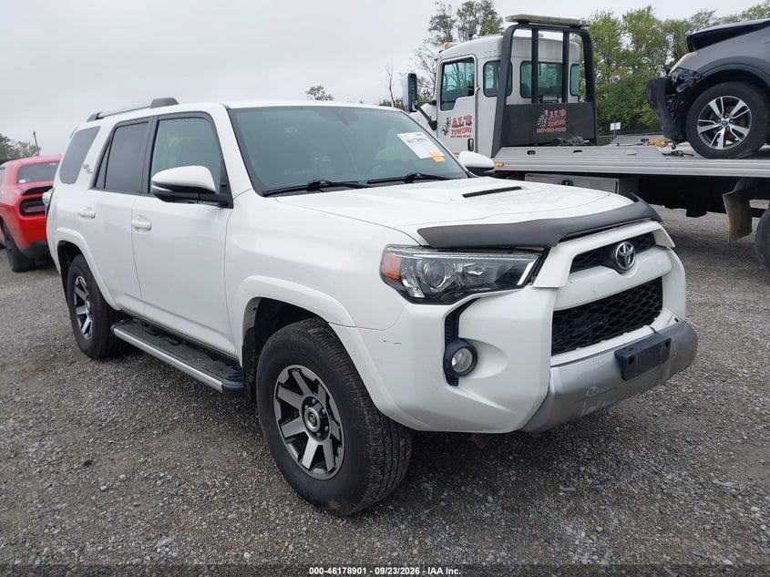 2018 TOYOTA 4RUNNER TRD OFF ROAD PREMIUM | JTEBU5JR2J5503231 | UPCARS
