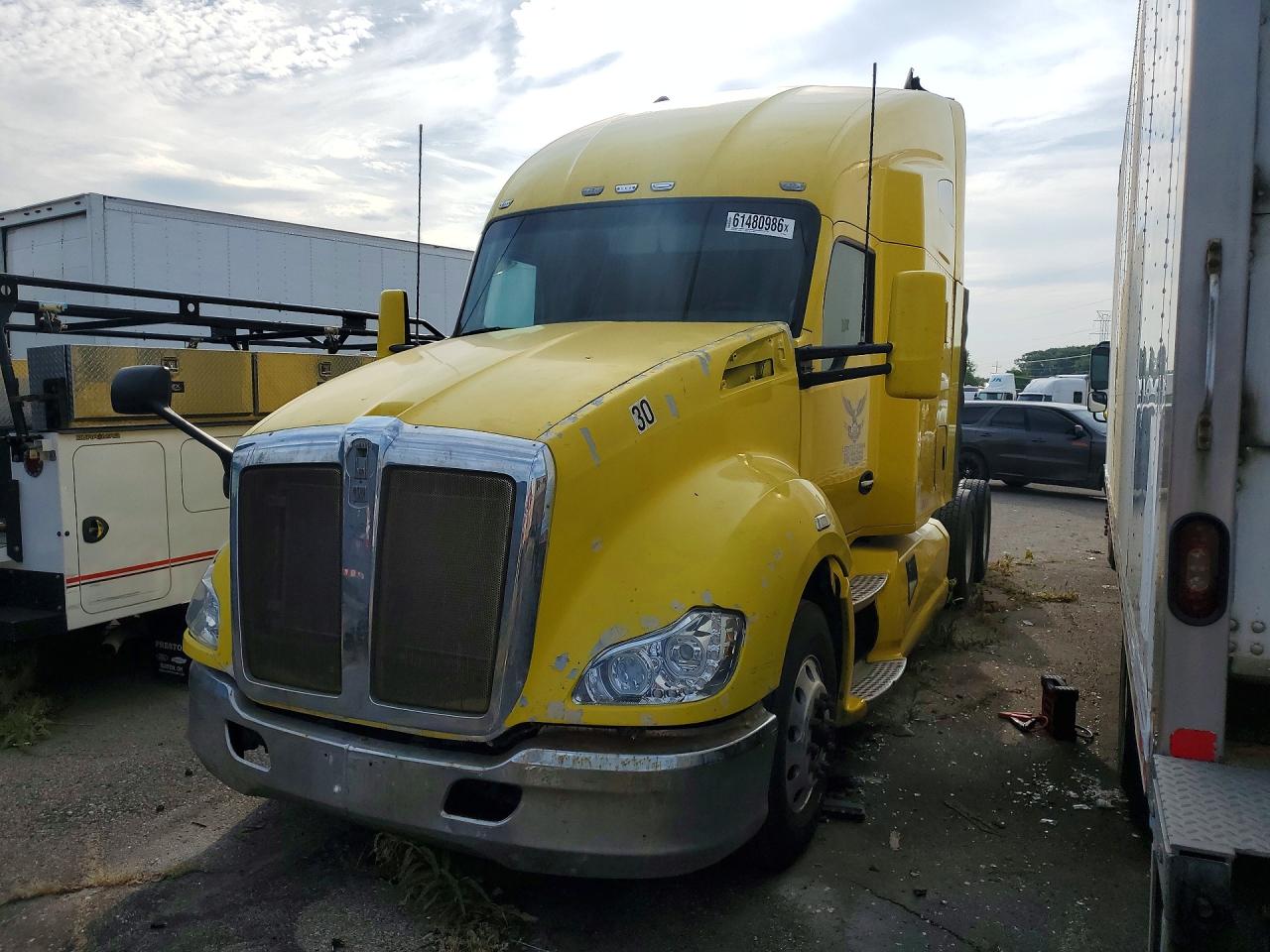 2018 KENWORTH ALL OTHER SEMI TRUCK | 1XKYD49X8JJ186045 | UPCARS
