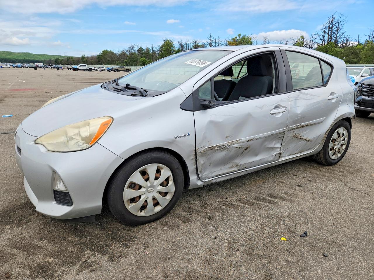 2012 TOYOTA PRIUS TWO | JTDKDTB33C1512937 | UPCARS