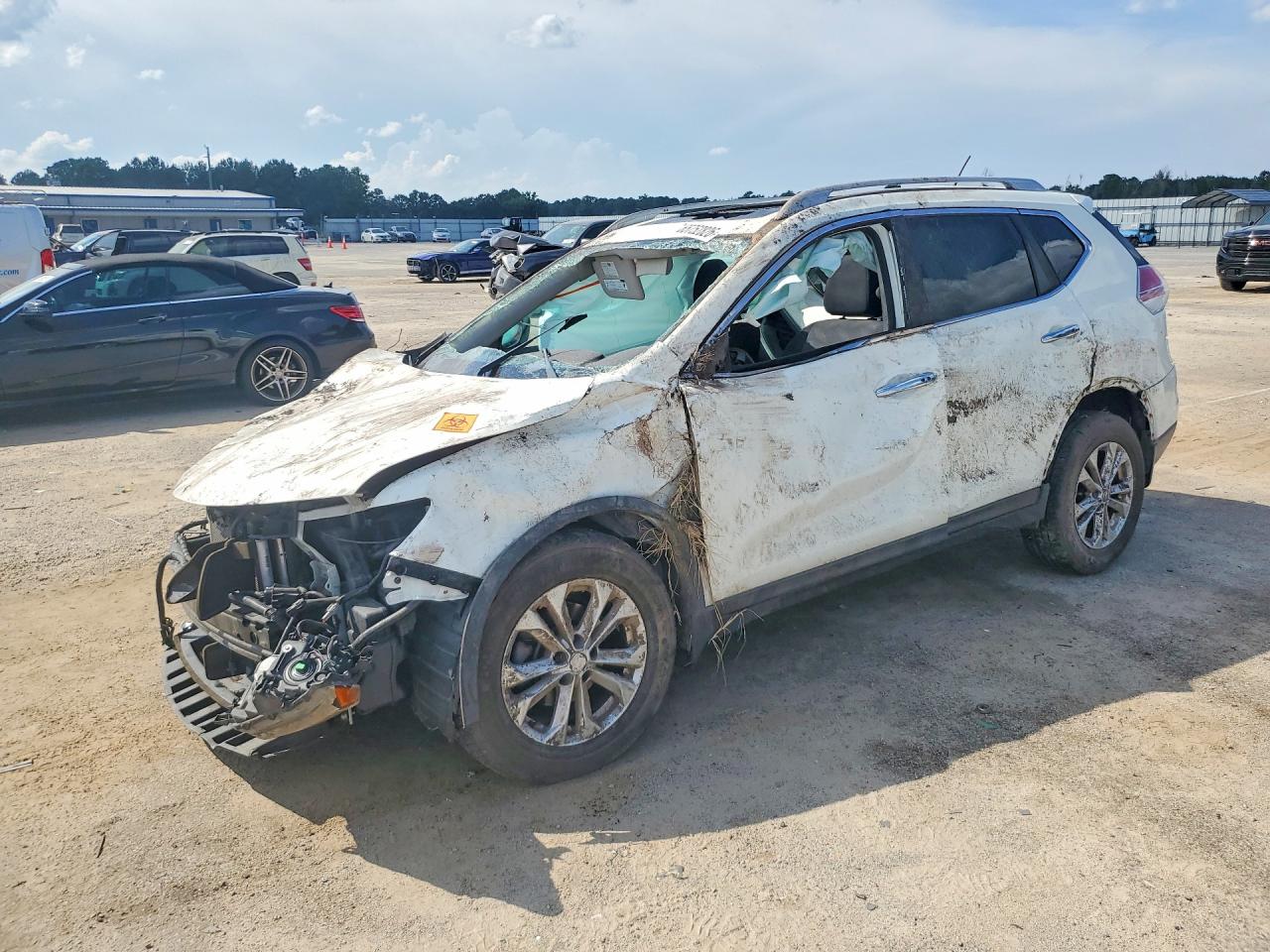 2016 NISSAN ROGUE SV | 5N1AT2MT9GC882950 | UPCARS