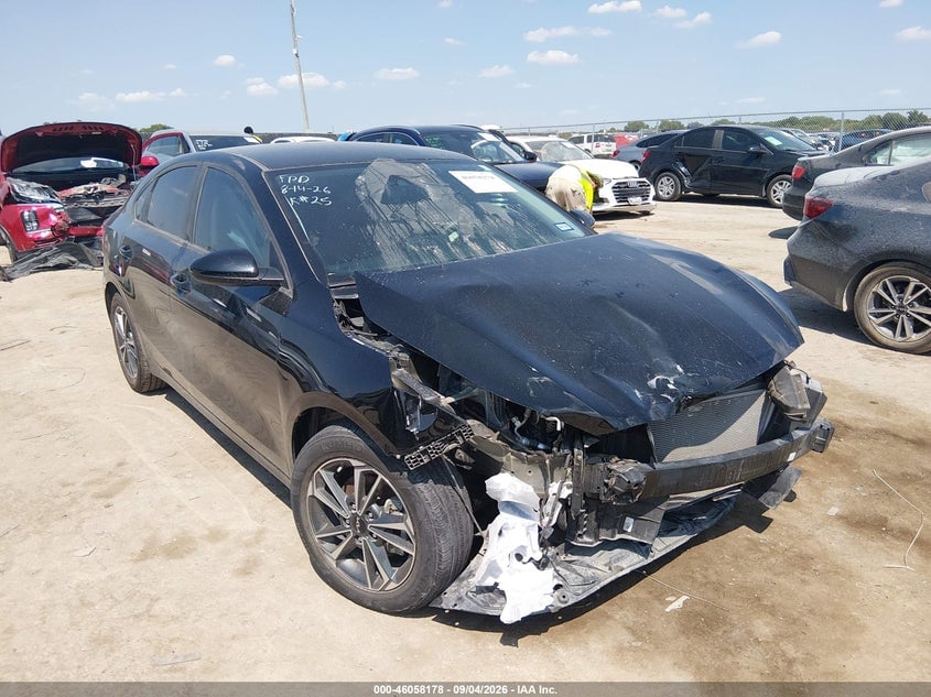 2024 KIA FORTE LXS | 3KPF24AD8RE754913 | UPCARS