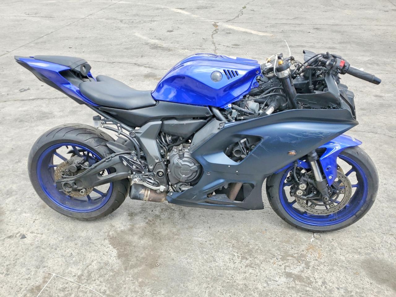 2022 YAMAHA YZFR7 | JYARM38Y7NA000551 | UPCARS
