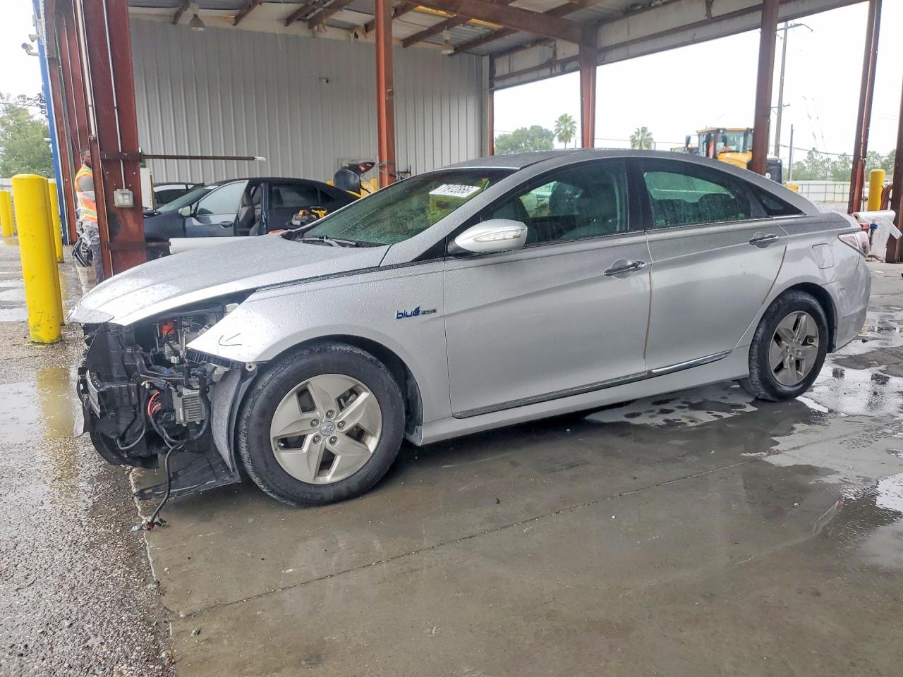 2011 HYUNDAI SONATA HYBRID | KMHEC4A44BA005152 | UPCARS