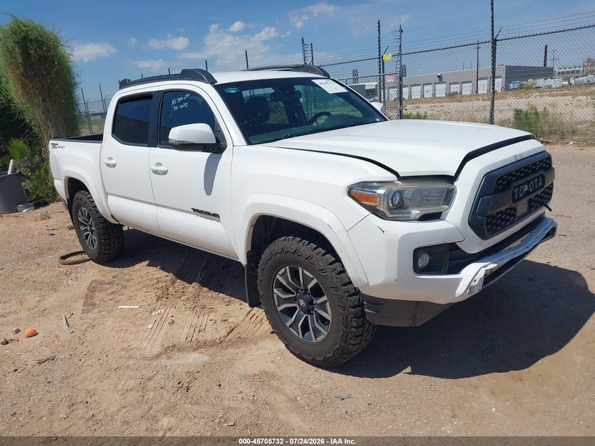 2018 TOYOTA TACOMA TRD SPORT | 5TFAZ5CN5JX062128 | UPCARS