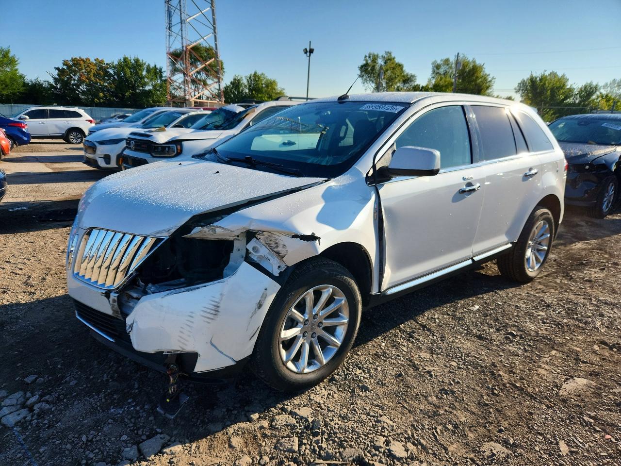 2011 LINCOLN MKX | 2LMDJ6JK3BBJ05490 | UPCARS