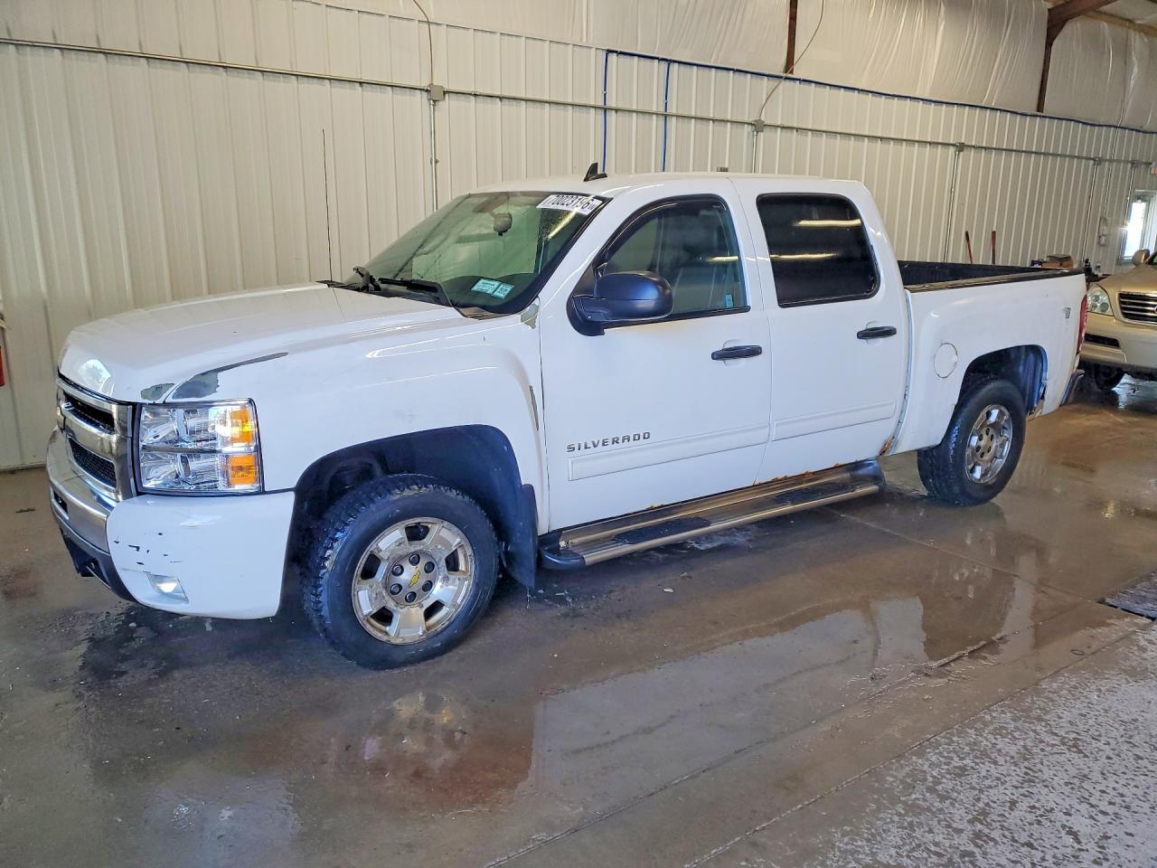 2011 CHEVROLET SILVERADO K1500 LT | 1GCPKSE35BF127379 | UPCARS