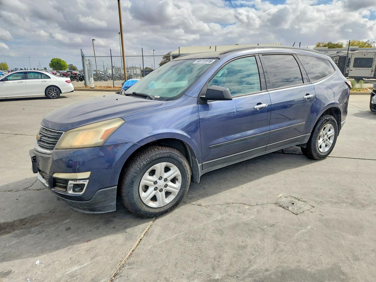 2014 CHEVROLET TRAVERSE LS | 1GNKVFEDXEJ324199 | UPCARS