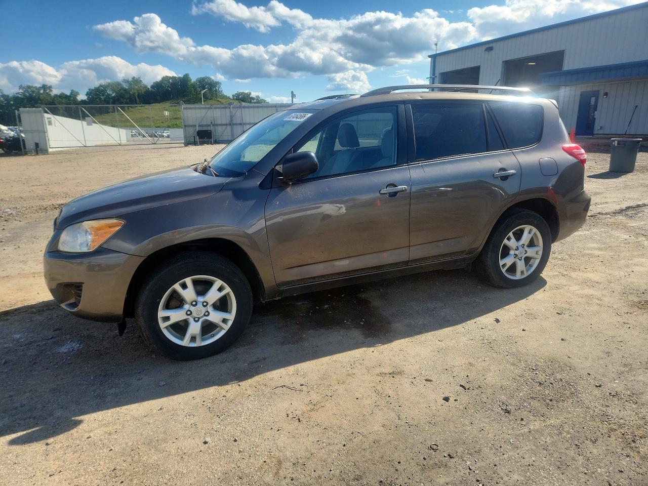 2011 TOYOTA RAV4 BASE | JTMBK4DVXB5101679 | UPCARS