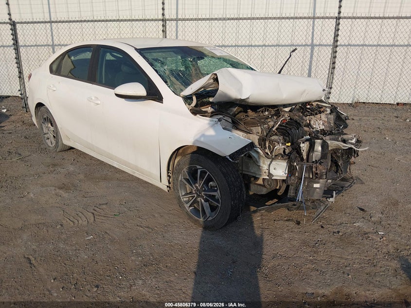 2022 KIA FORTE LXS | 3KPF24AD6NE485028 | UPCARS