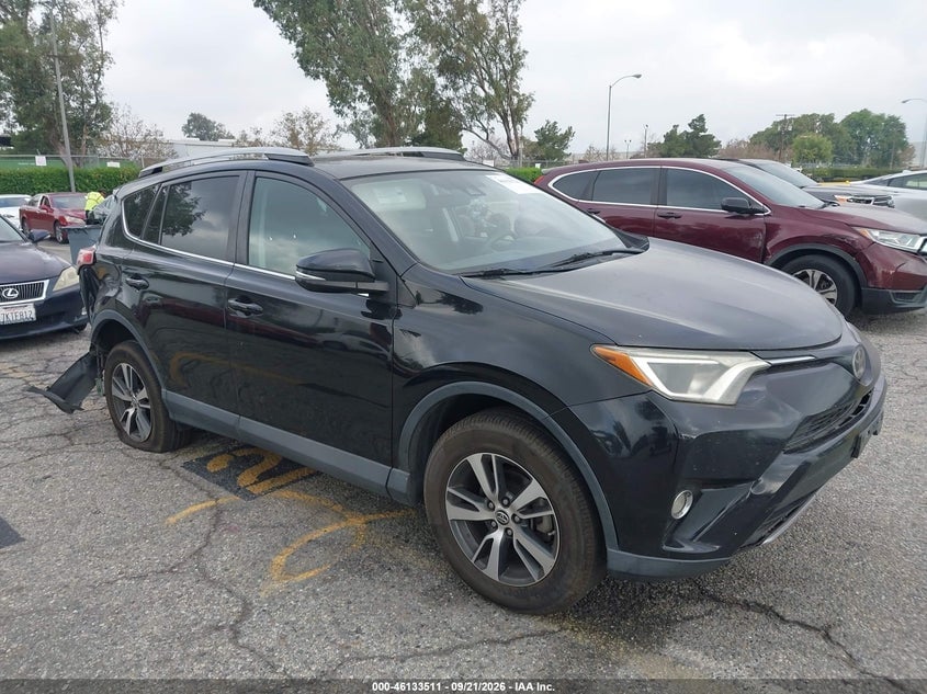 2018 TOYOTA RAV4 XLE | 2T3WFREV2JW435620 | UPCARS