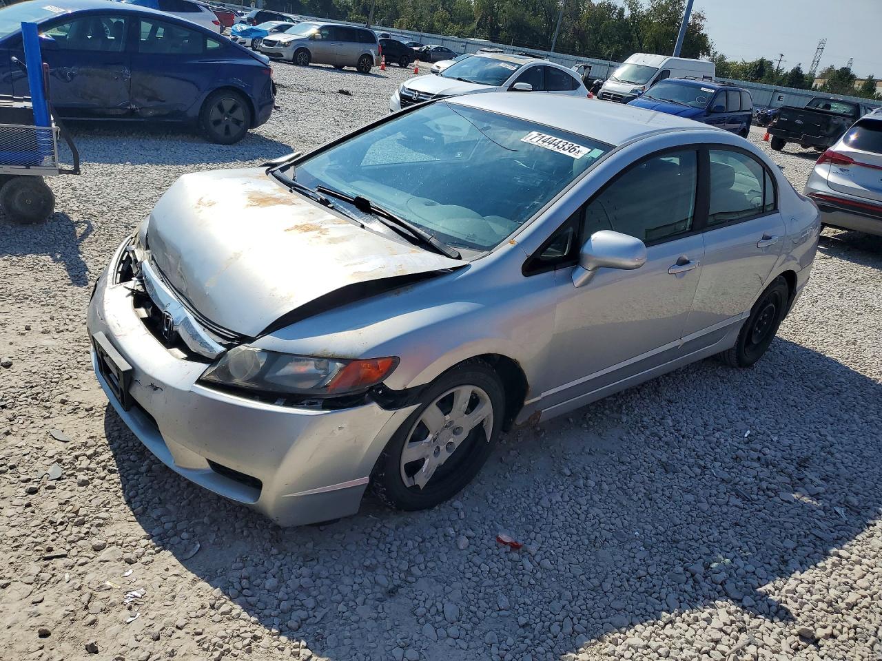 2010 HONDA CIVIC LX | 19XFA1F58AE019940 | UPCARS