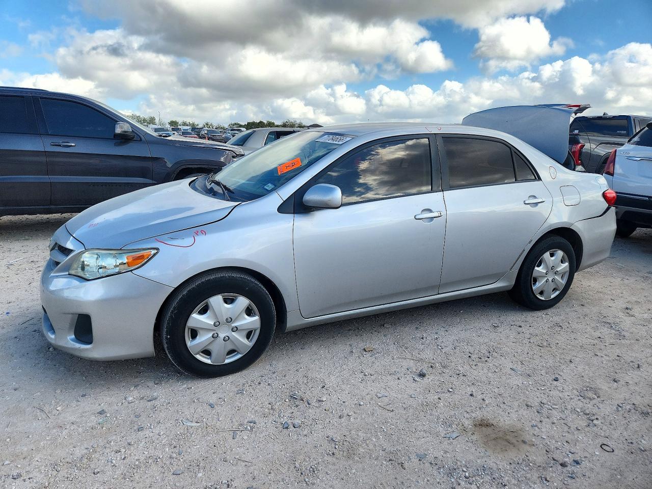 2011 TOYOTA COROLLA LE | 2T1BU4EE2BC537602 | UPCARS