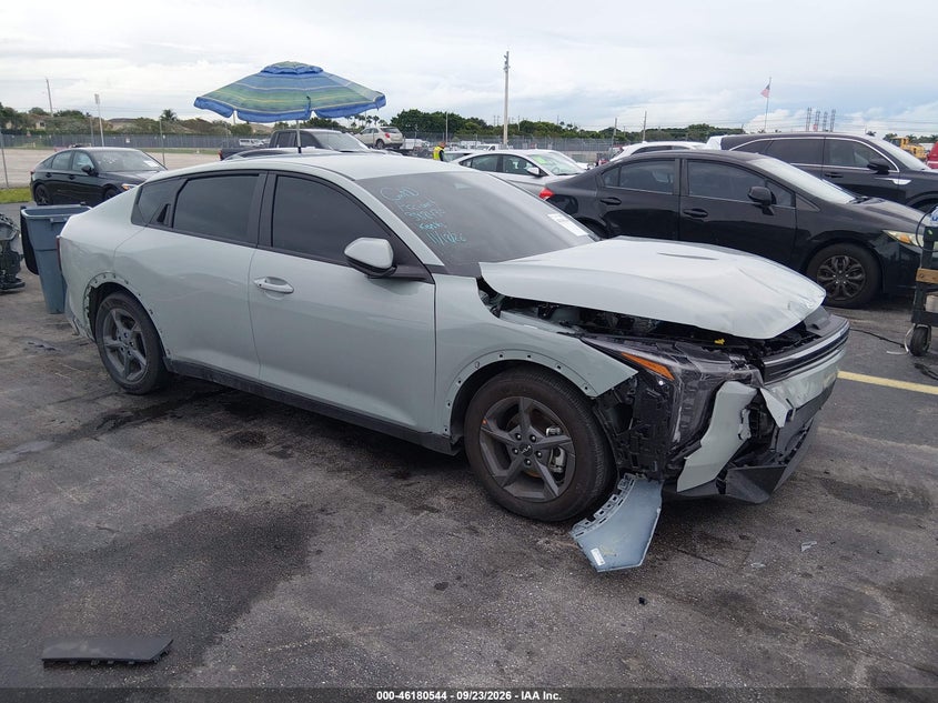 2026 KIA K4 LXS | 3KPFT4DE8TE388430 | UPCARS